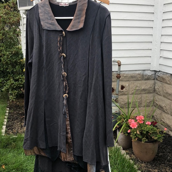 Grey Neil & David jacket and skirt set - Picture 3 of 8